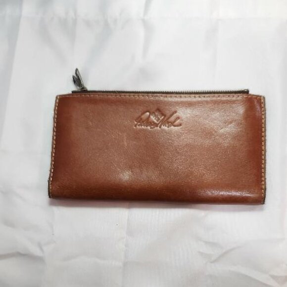 Patricia Nash Handbags - Patricia Nash Bifold Leather Wallet in tan/brown